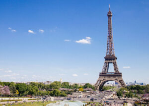 25 Hotels in Paris with View of Eiffel Tower